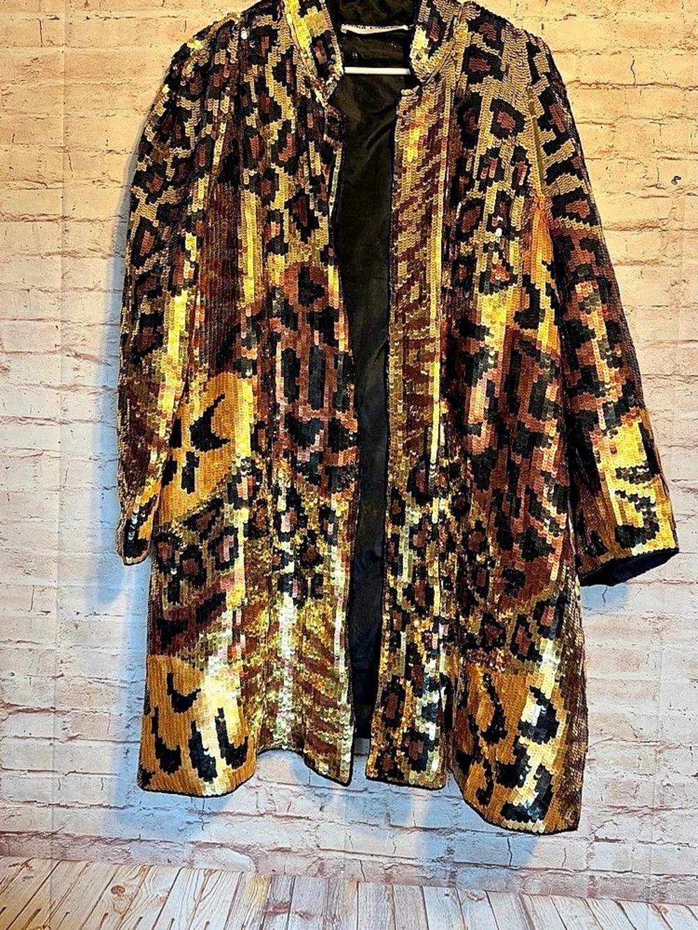 French Collizioni vintage 100% pure silk Sequined Animal Print swing coat size L